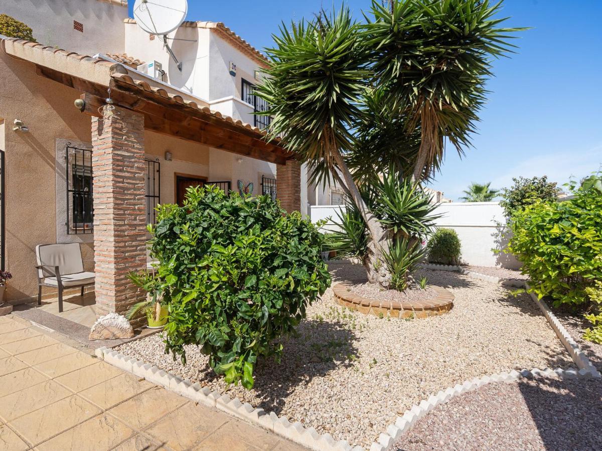 Belvilla By Oyo Casa Crispin Ciudad Quesada Luaran gambar